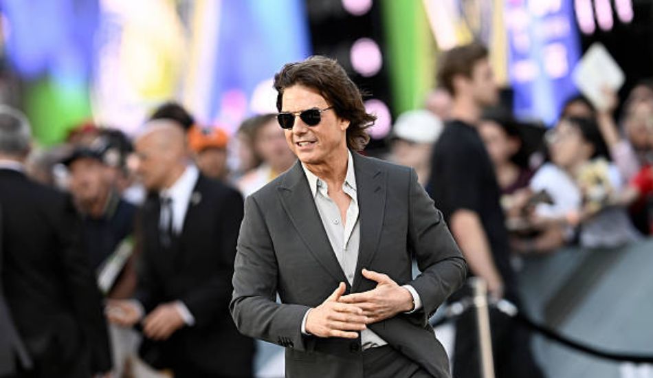 tom cruise height