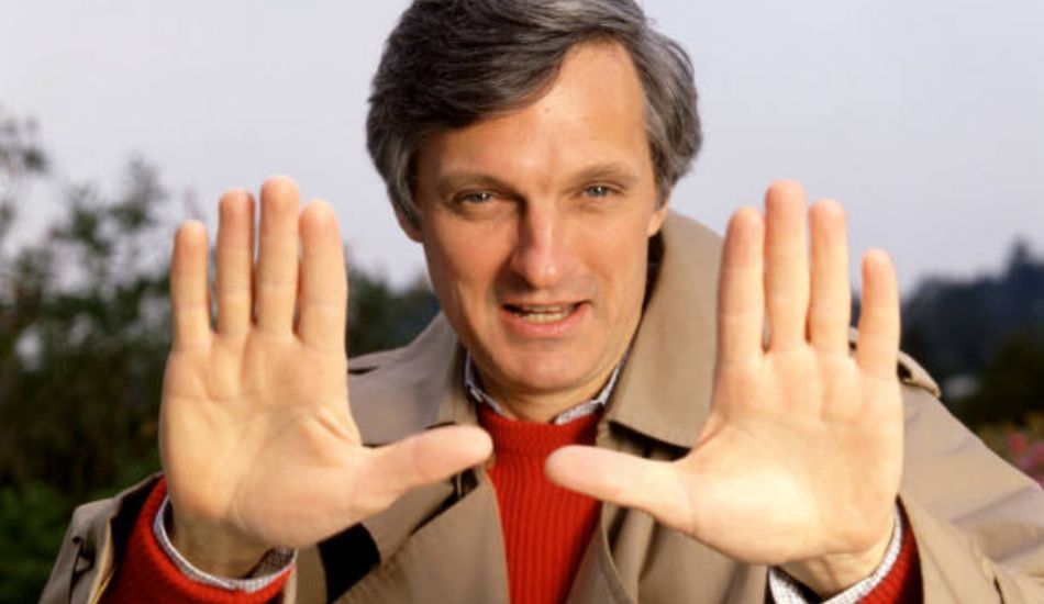 alan alda net worth
